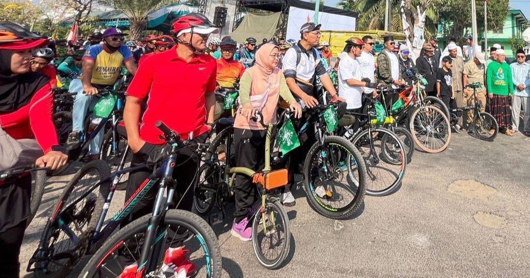 Puncak HSN PCNU: Dandim 0616 Indramayu Raysakan Kebersamaan dengan Gowes Ontel