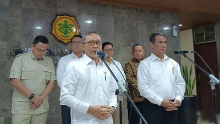 Zulhas Bocorkan Isu Penting Soal Impor Beras Usai Ratas Bersama Prabowo