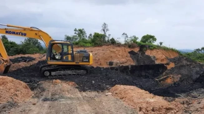 Kapolres Solok Selatan Diduga Terima Rp600 Juta per Bulan dari Tambang Ilegal