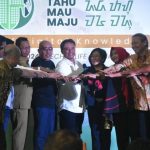 sekda-jabar-herman-suryatman-tengah-saat-mengikuti-peluncuran-jatinangor-sebagai-city-of-digital-knowledge_169