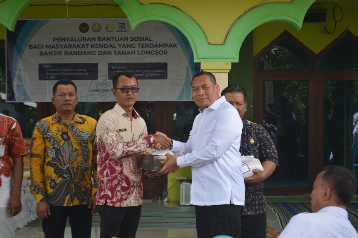 Sinergi Kemenimipas dan Pemerintah: Bantu Warga Kendal Bangkit dari Banjir dan Longsor