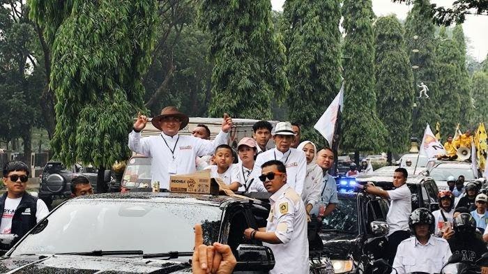 Bupati dan Wakil Bupati Bogor Diarak dari Tol Citeureup Usai Pelantikan