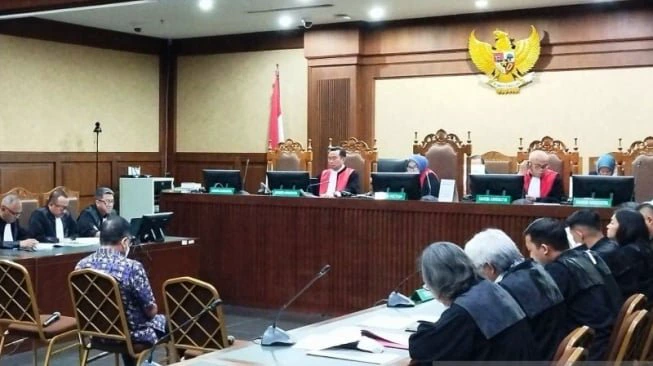 Jejak Pertemuan Rahasia Zarof Ricar, Lisa Rachmat, dan Dadi