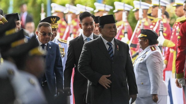 FOTO: Pelantikan Bersejarah Ratusan Kepala Daerah di Istana Negara