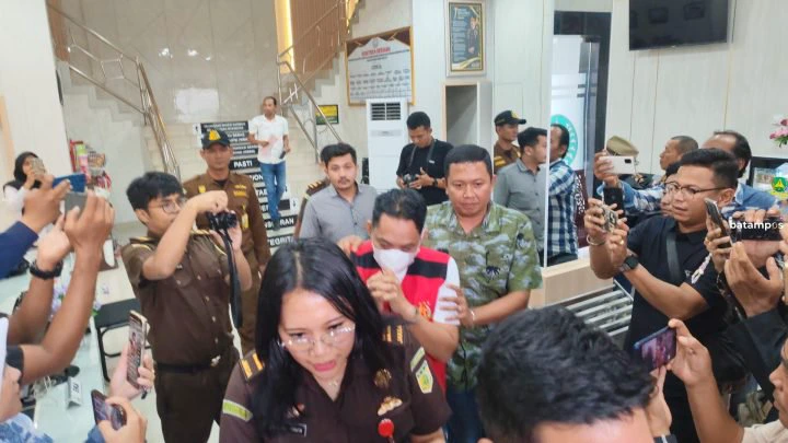Kejari Karimun Tangkap Tersangka Korupsi Proyek Dermaga IC