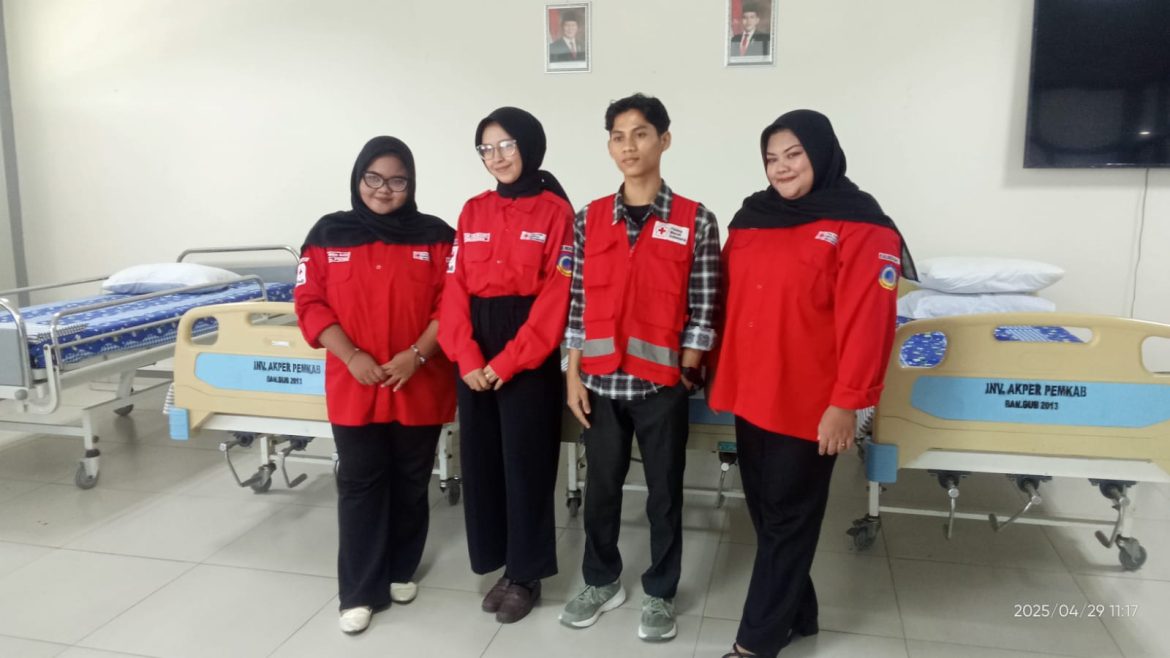KSR PMI Politeknik Indramayu Berperan Aktif Sukseskan UTBK -SNBT