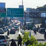 situasi-puncak-saat-penerapan-one-way-pagi-ini-jumat-44-rizkydetikcom-1743731474144_169