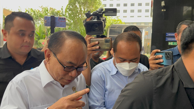 Menkop Budi Arie Datangi KPK