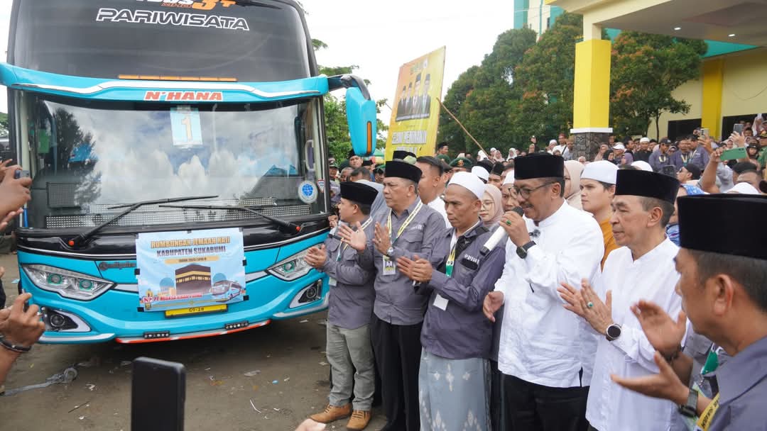 Bupati Sukabumi Lepas Calon Haji 2025
