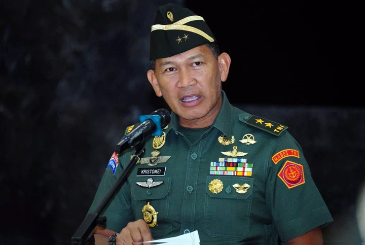 Konten Negatif RUU TNI, Bongkar Jaringan Buzzer yang Terlibat!