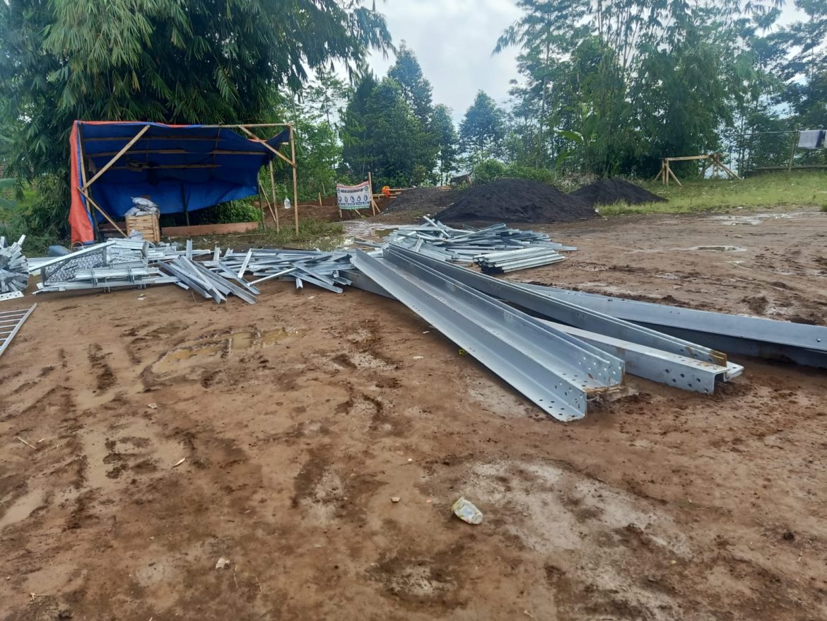 Warga Resah Proyek Tower di Garut Bermasalah