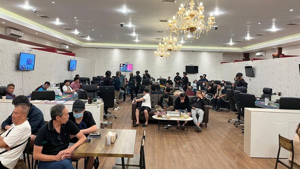 Polda Jabar Bongkar Judi Kasino di Bandung