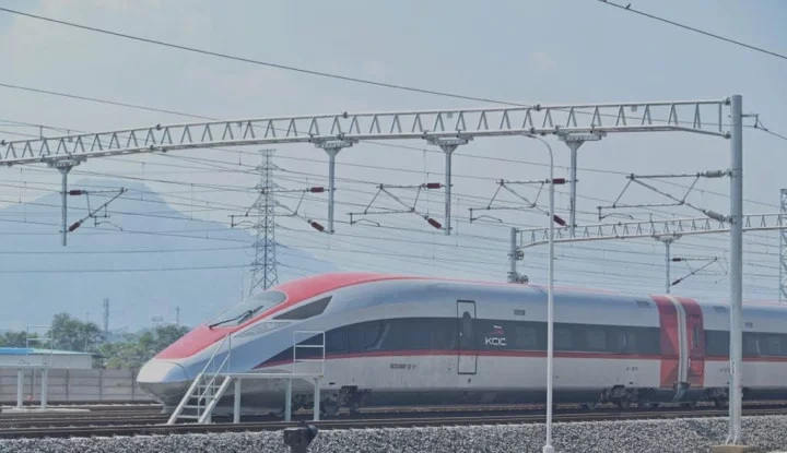 Utang Kereta Cepat Jakarta-Bandung yang Segera Diambil Alih Danantara
