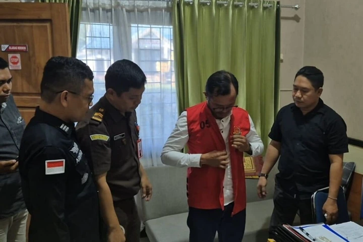 Korupsi Dana Desa Rp 1,1 Miliar, Kades di Konawe Selatan Ditahan
