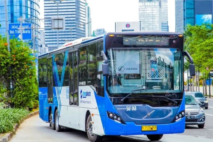HUT ke-80 RI, Tarif Transportasi Umum di Jakarta Hanya Rp 80